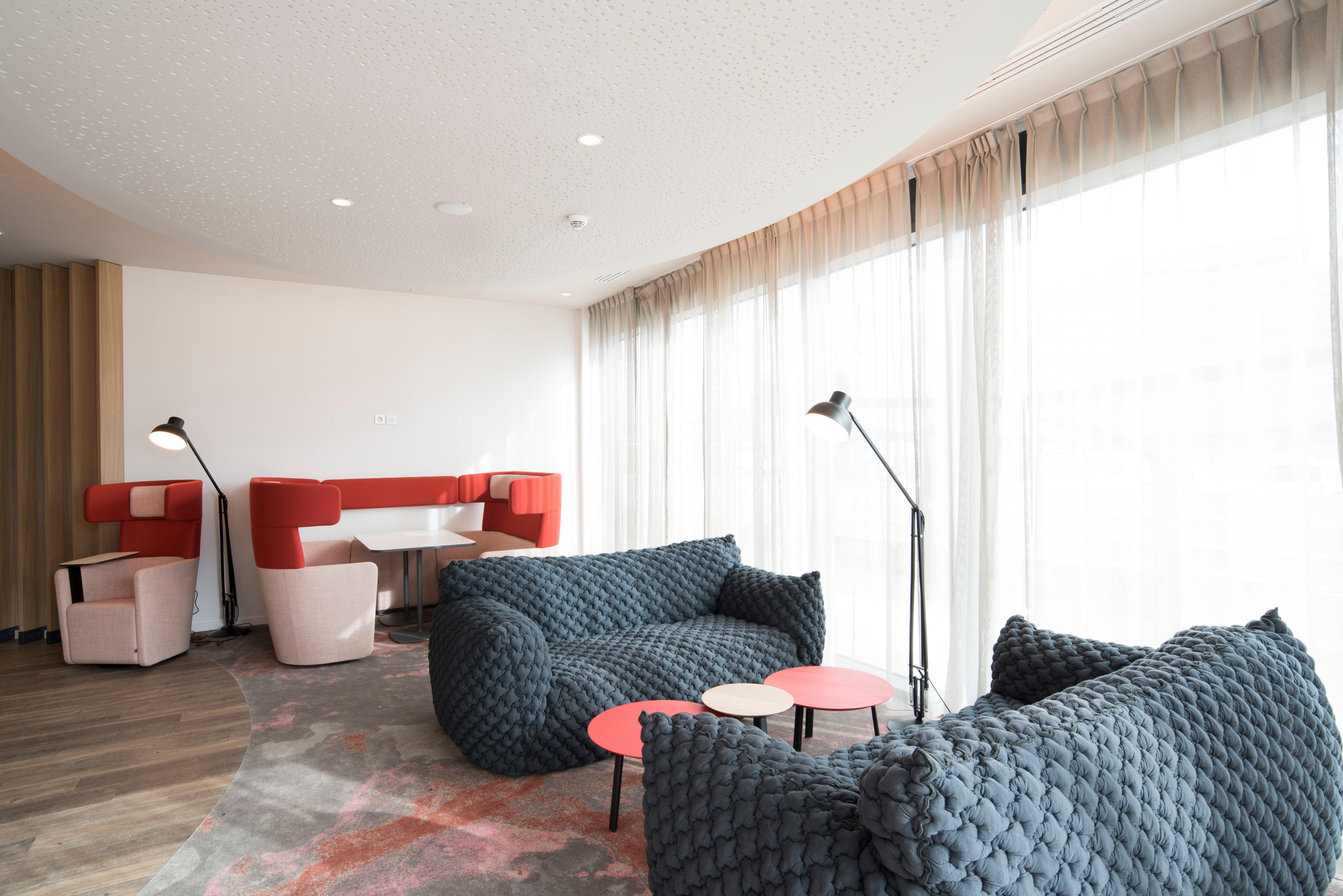 Holiday Inn Express - Paris - Cdg Airport By Ihg Roissy-en-France Exterior foto